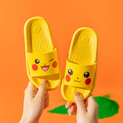 Bērnu gumijas čības ar krāsainu aplikāciju - unisex modelis