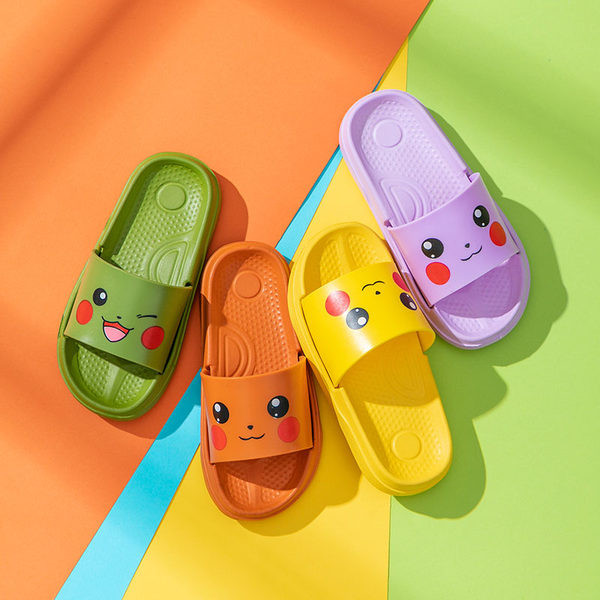 Dječje gumene papuče s aplikacijom u boji - unisex model