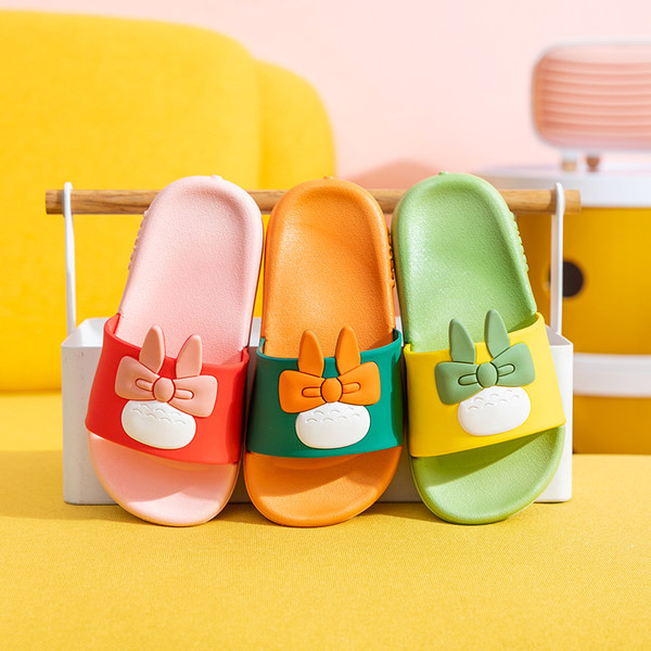 Ljetne gumene papuče za djevojčice sa 3D aplikacijom