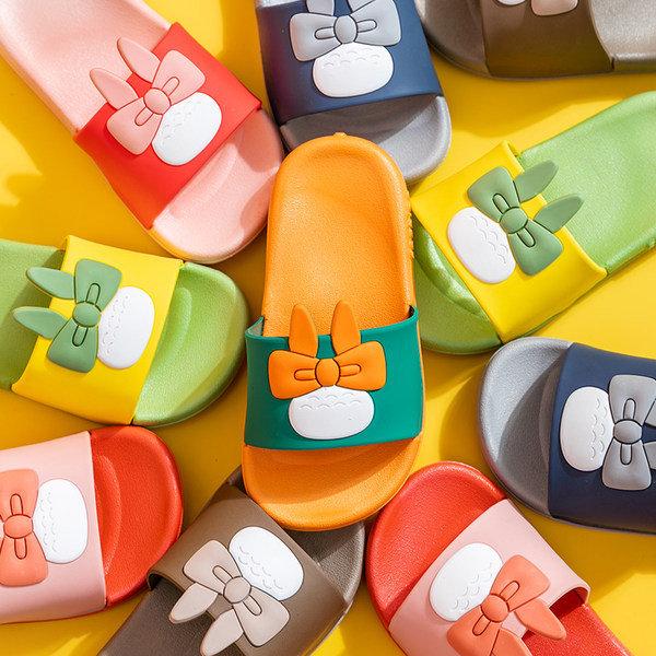 Ljetne gumene papuče za djevojčice sa 3D aplikacijom