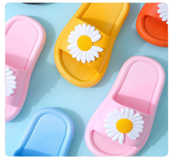 Dječje gumene papuče s aplikacijom - tratinčica