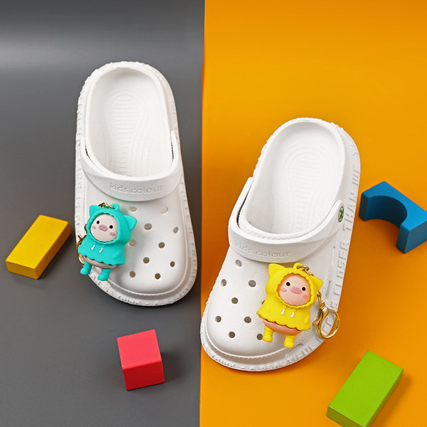 Moderne dječje papuče s 3D dekoracijom - pogodne za plažu