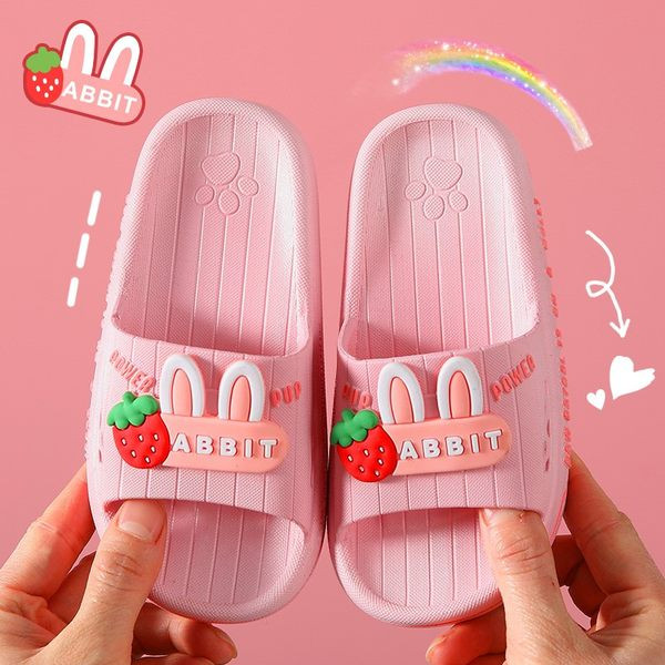 Ležerne dječje papuče s 3D elementima i ravnim potplatom