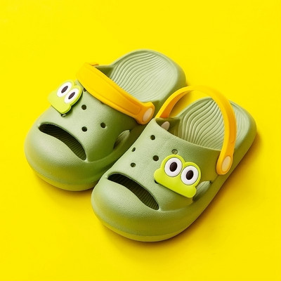 Dječje neklizajuće papuče s 3D elementima