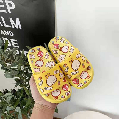 Модерни чехли от еко кожа за момичета