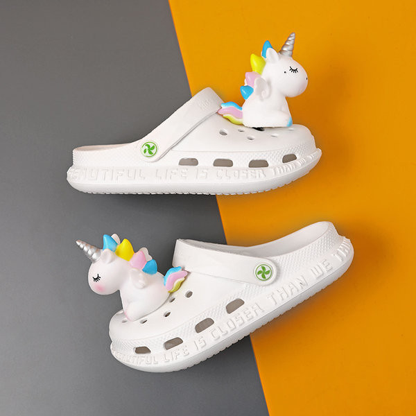 Novi model gumenih crocsica sa 3D ukrasom jednorog - tri boje