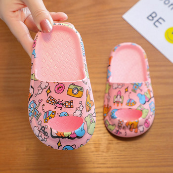 Детски гумени чехли с цветни апликации - унисекс модел