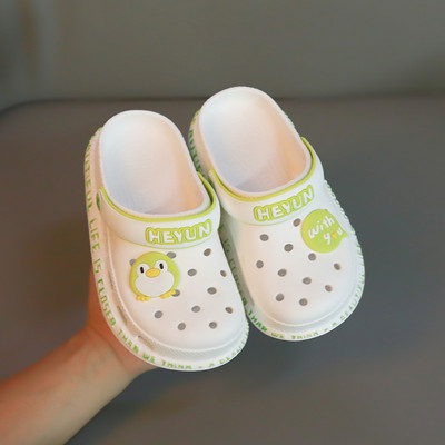 Модерни детски кроксове с цветна декорация за момичета