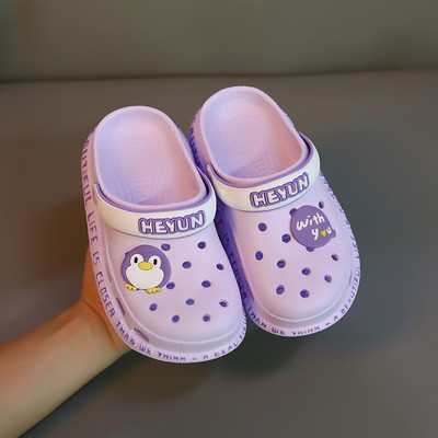 Модерни детски кроксове с цветна декорация за момичета