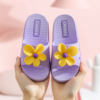 Нов модел гумени чехли с цвете