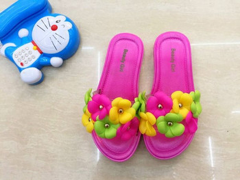 Нов модел детски чехли с 3D цветя