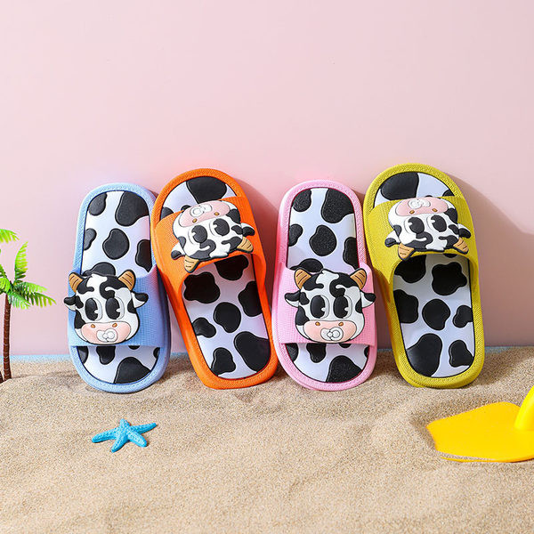 Детски  гумени чехли с цветна  апликация  