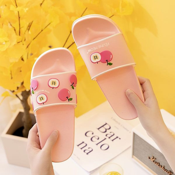 Ежедневни детски чехли с апликации и равна подметка