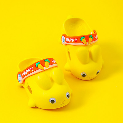 Gumi zárt papucs típusú crocs