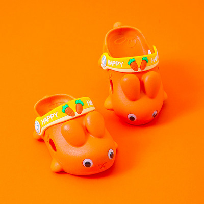 Gumi zárt papucs típusú crocs