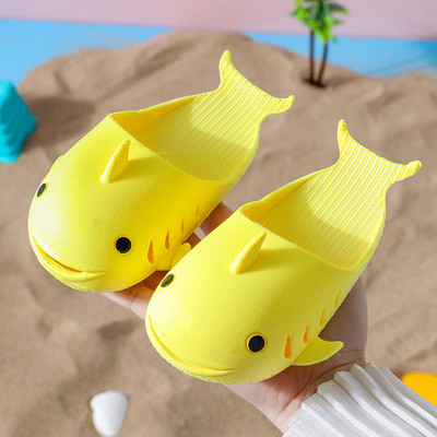 Gyermek strandpapucs 3D elemekkel lányoknak és fiúknak