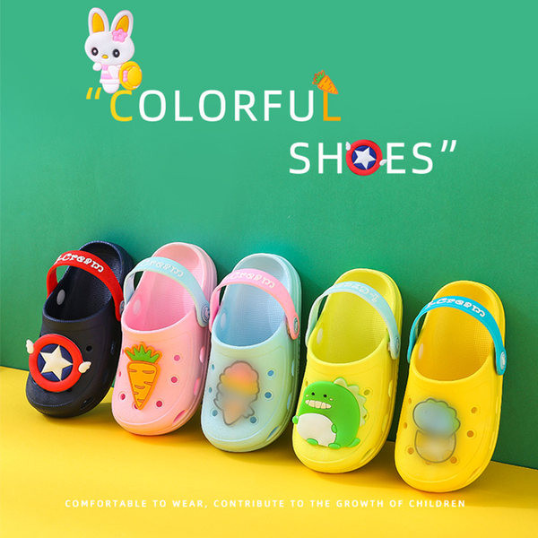 Детски гумени кроксове с различни апликации