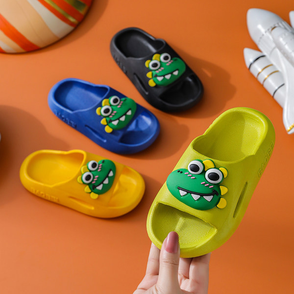 Детски гумени чехли за момчета с апликация динозавър