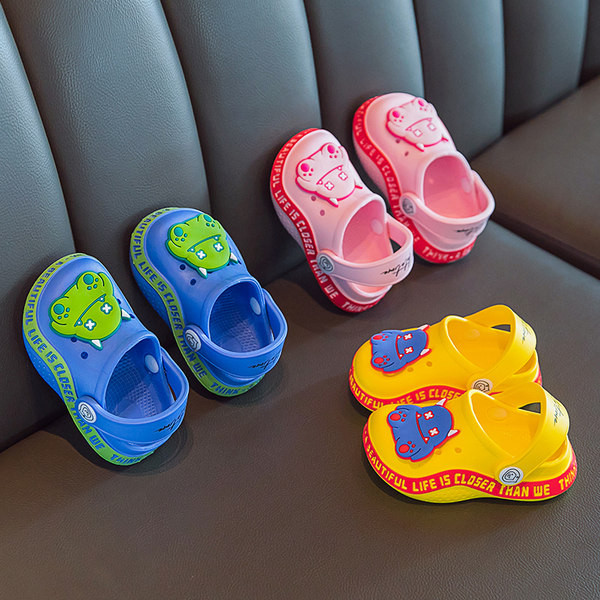 Детски чехли с апликация-за момчета