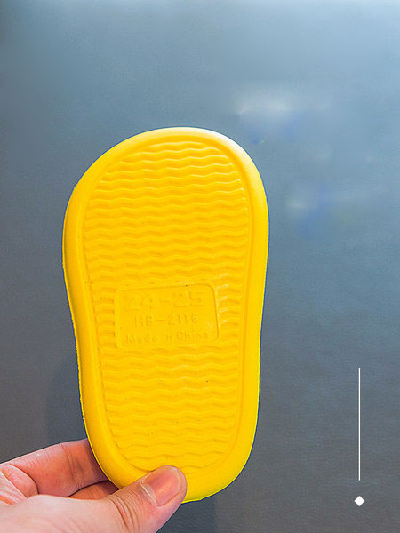 Детски чехли с равна подметка за момчета