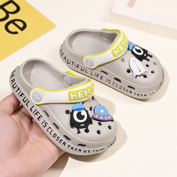 Ежедневни гумени детски чехли с цветна декорация