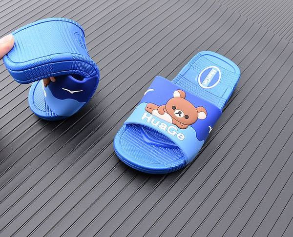 Гумени детски чехли с апликация мече