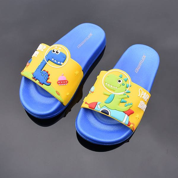 Детски гумени чехли с апликация и равна подметка 