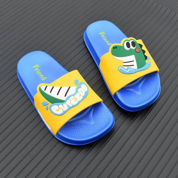 Детски гумени чехли с равна подметка и 3D елемент