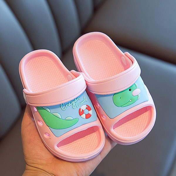 Ежедневни чехли с апликация и равна подметка-за момчета