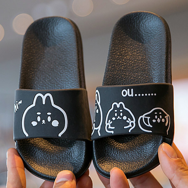 Ежедневни детски чехли с надписи и апликация