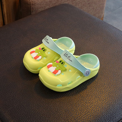 Gyerek gumi crocs színes applikációval