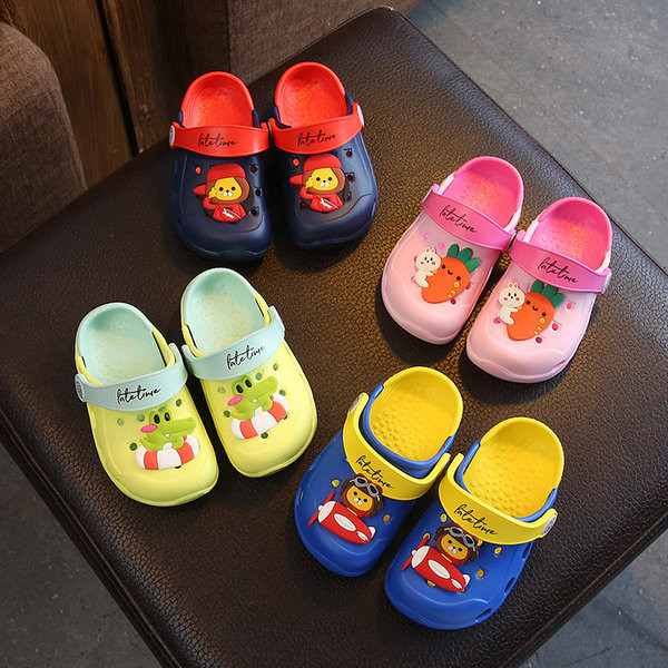 Детски гумени кроксове с цветна апликация