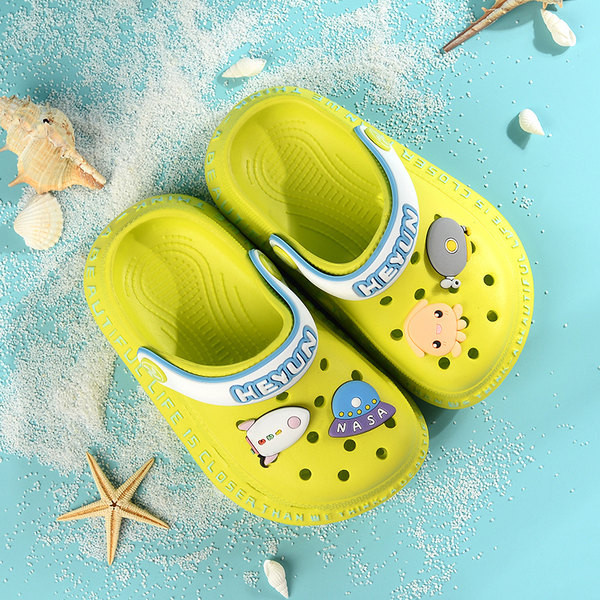 Ежедневни детски кроксове с мека подметка и цветна декорация