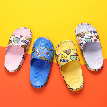 Детски гумени чехли с равна подметка и цветна апликация