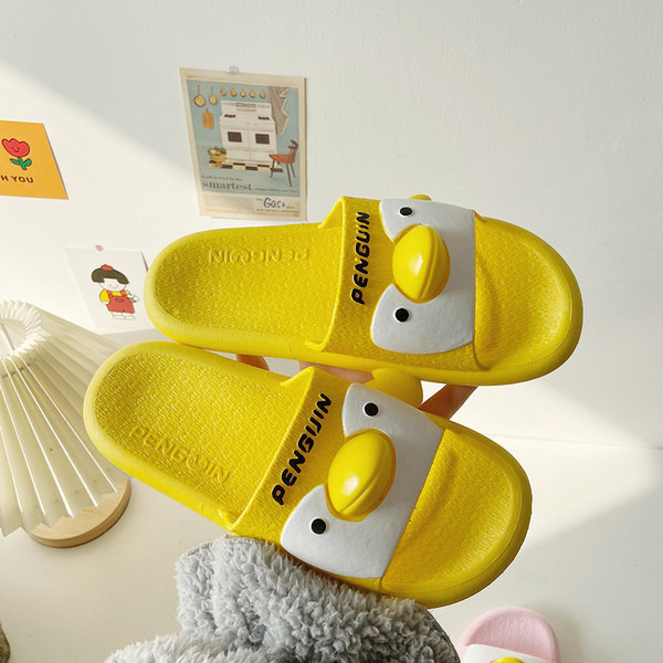 Ежедневни детски чехли с 3D елемент