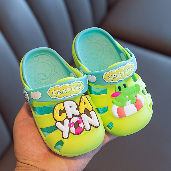 Детски гумени чехли тип кроксове с цветен надпис 