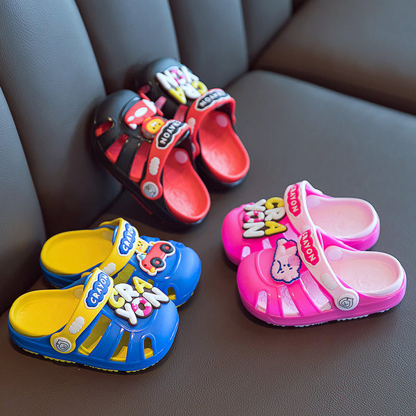 Детски гумени чехли тип кроксове с цветен надпис 