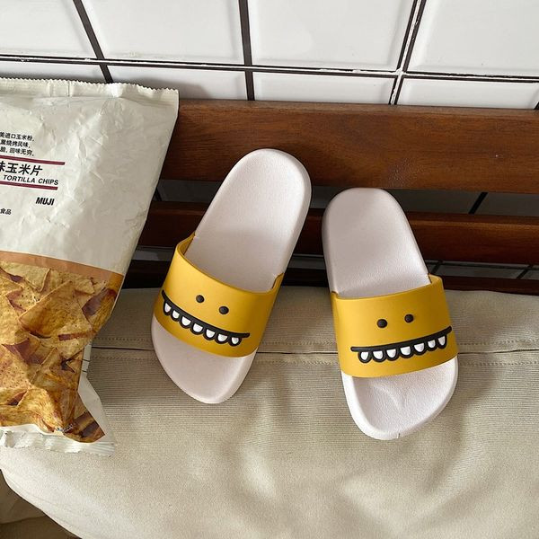 Детски чехли с апликация и равна подметка за момчета и момичета