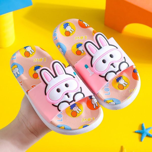 Детски чехли с апликации и 3D елементи