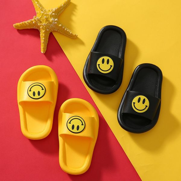 Детски неплъзгащи се чехли с апликация за момчета и момичета