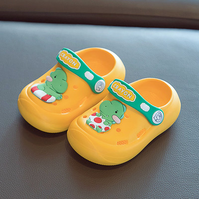 Gyermek gumipapucs crocs típusú rátéttel