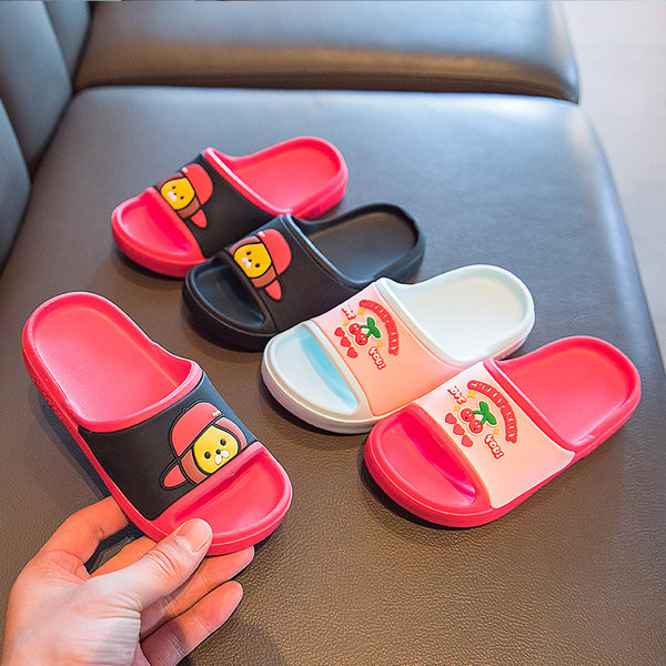 Ljetne gumene papuče za dječake sa aplikacijom