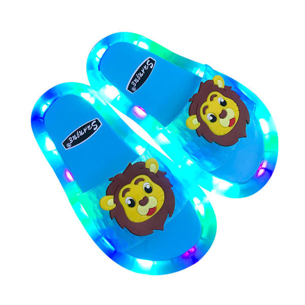 Светещи детски чехли с равна подметка и декорация лъв