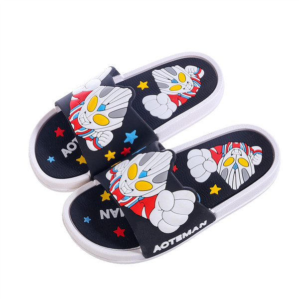 Детски чехли за момчета с цветна апликация в два цвята