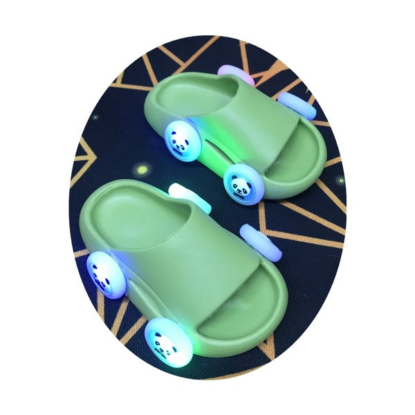 Гумени детски чехли с равна подметка в три цвята