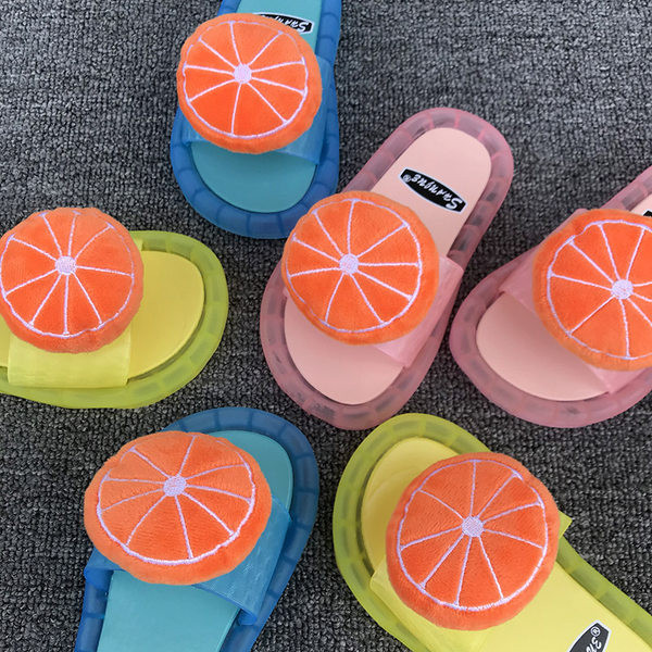 Детски чехли с 3D елемент и равна подметка - светещи