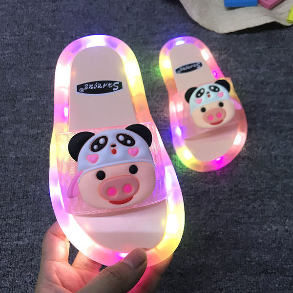 Детски ежедневни светещи чехли с 3D елемент 