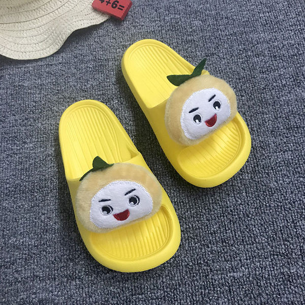 Детски ежедневни гумени чехли с 3D елемент в четири цвята