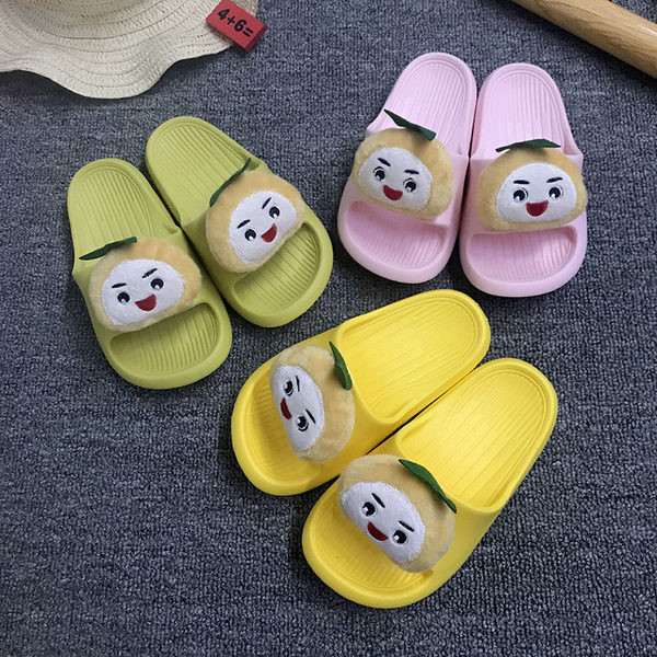 Детски ежедневни гумени чехли с 3D елемент в четири цвята