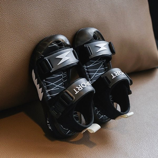 Детски ежедневни сандали с надпис и равна подметка